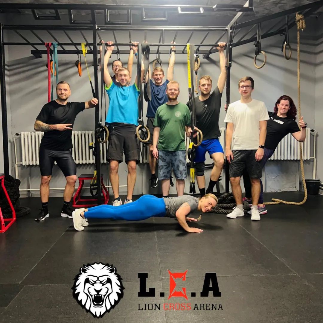 Skupinové foto - OCR / překážkový trénink Frýdek-Místek